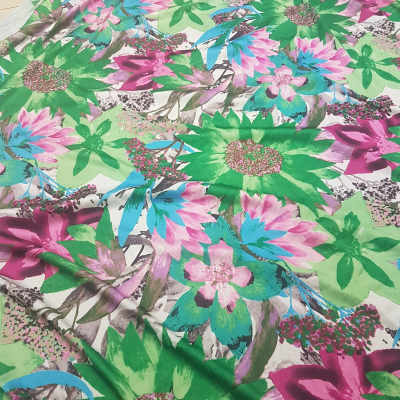 בד סאטן פרחים 