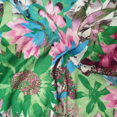 בד סאטן פרחים 