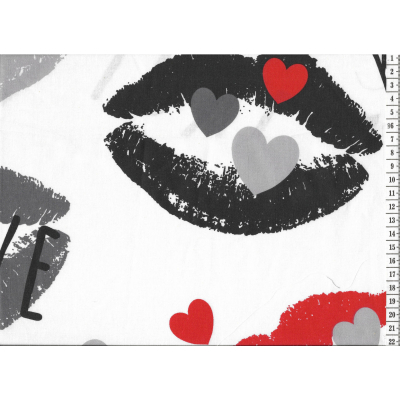 בד כותנה נשיקות - רוחב 2.5 מ'