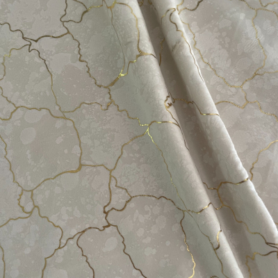 בד קטיפה למפות קרם עם זהב - רוחב 3 מ'